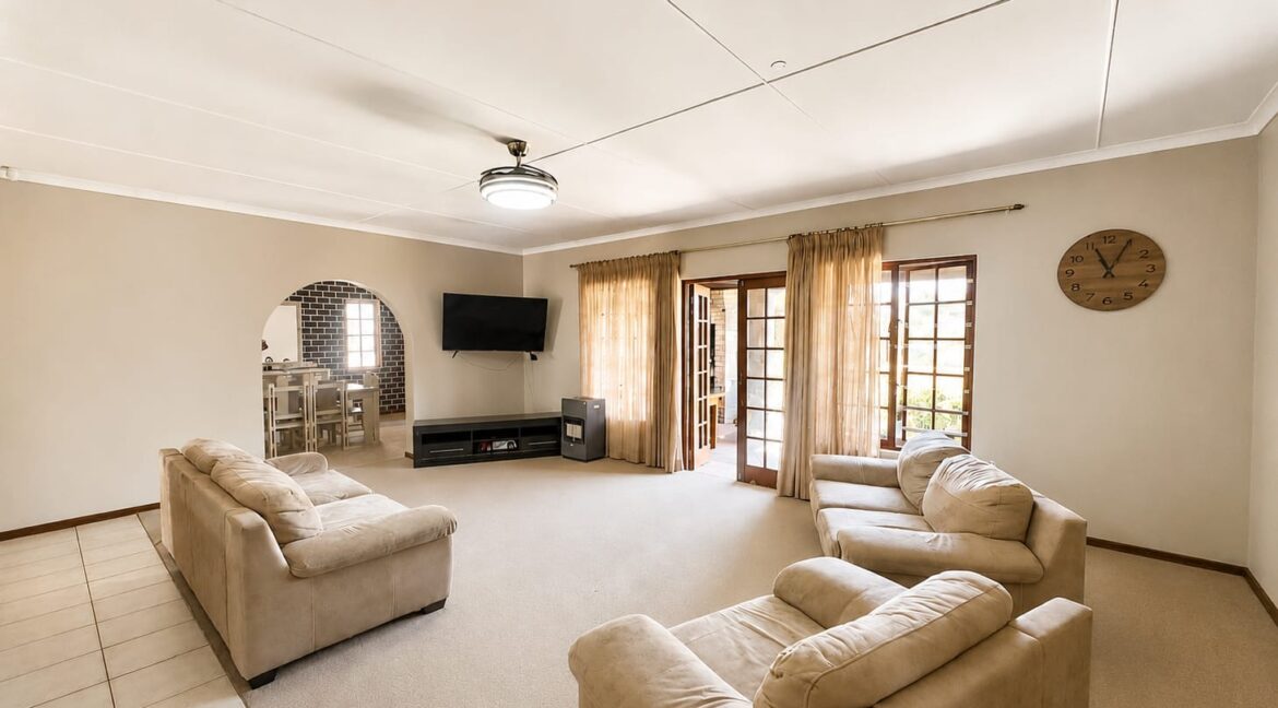 23 Lobelia Cresent, Stilbaai Heights - JCA Properties (4)