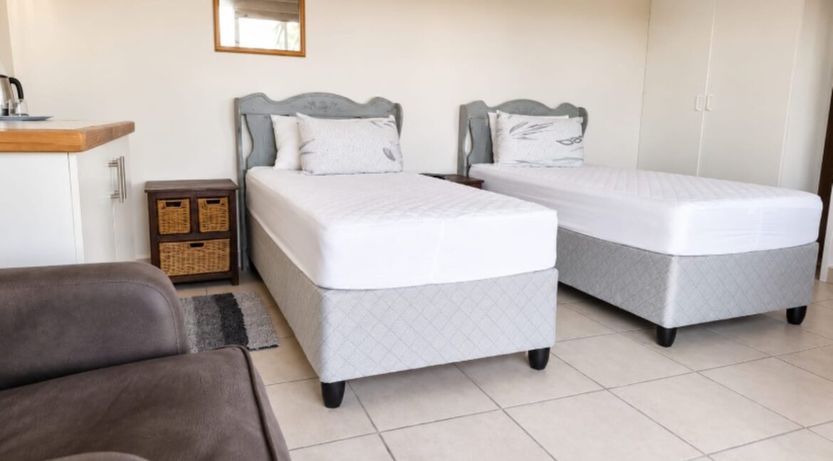 33 Erica Avenue, Stilbaai Heights, Stilbaai-West - JCA Properties (16)