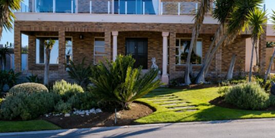 57 Kerk Street, Stilbaai-West