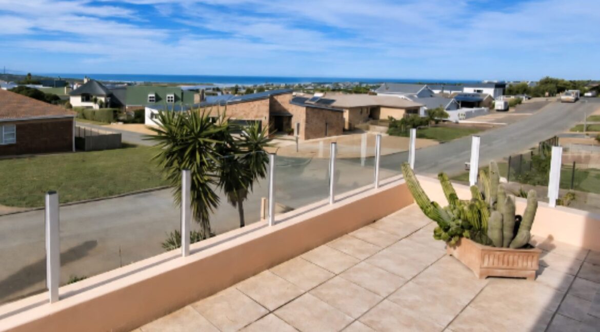57 Kerk Street, Stilbaai-West - JCA Properties (10)