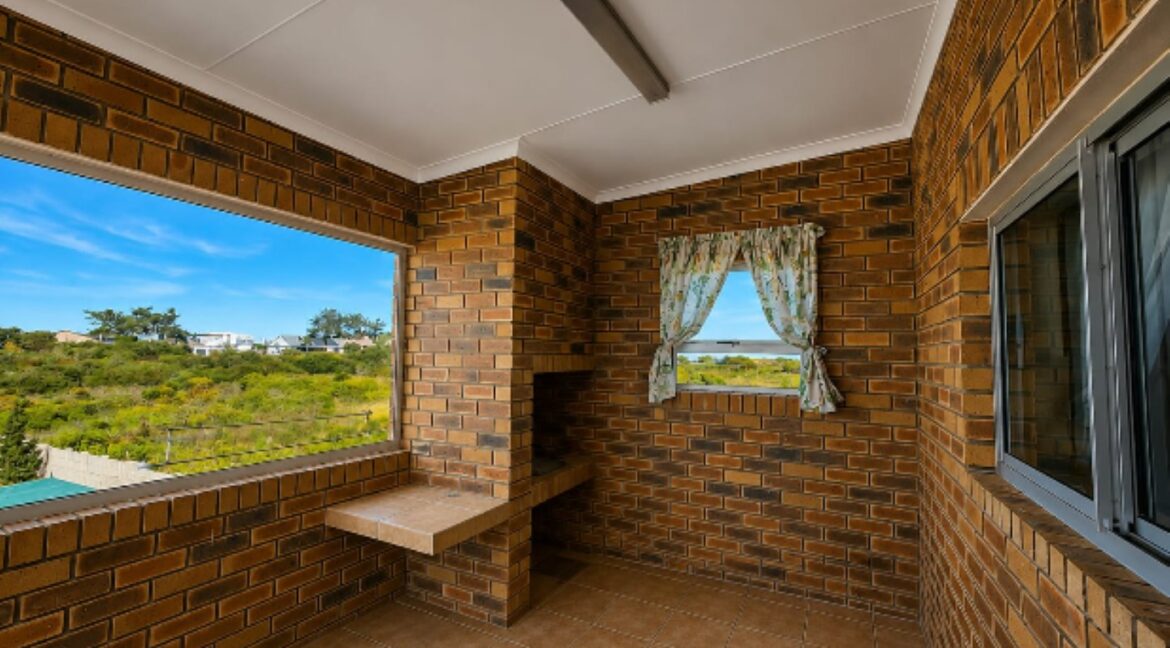57 Kerk Street, Stilbaai-West - JCA Properties (27)