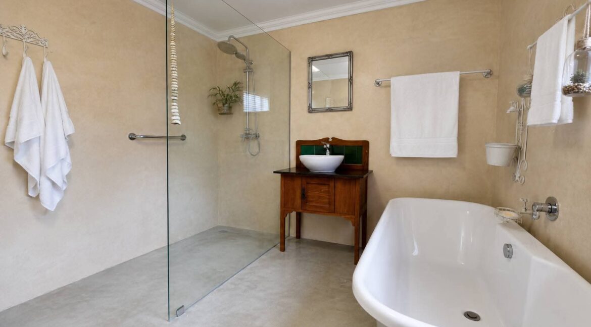 6 Duinebessie Street, Stilbaai West - JCA Properties (17)