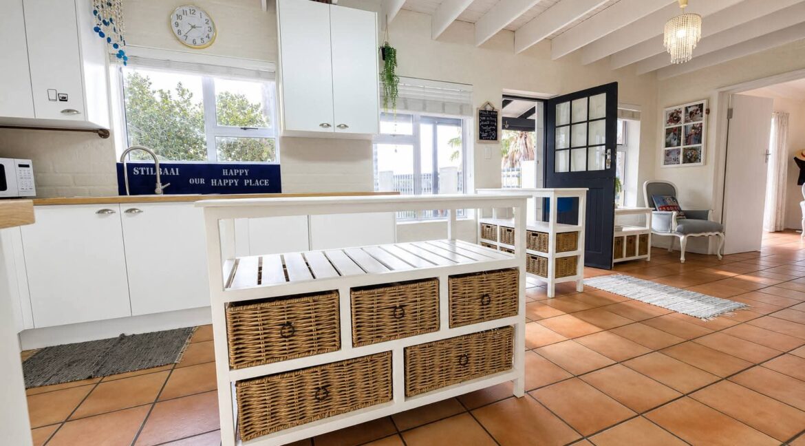 6 Duinebessie Street, Stilbaai West - JCA Properties (8)