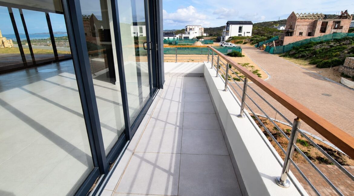 76 Preekstoel Beach Estate, Stilbaai-East JCA Properties (15)