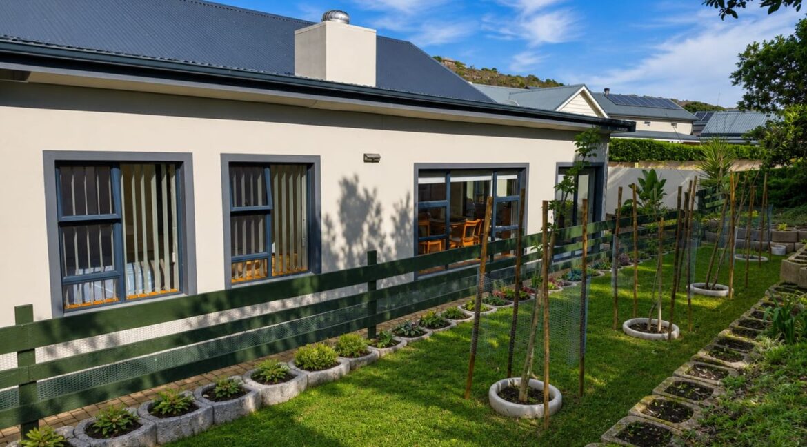 29 Paradyskloof Road -Stilbaai-West - JCA Properties (1)