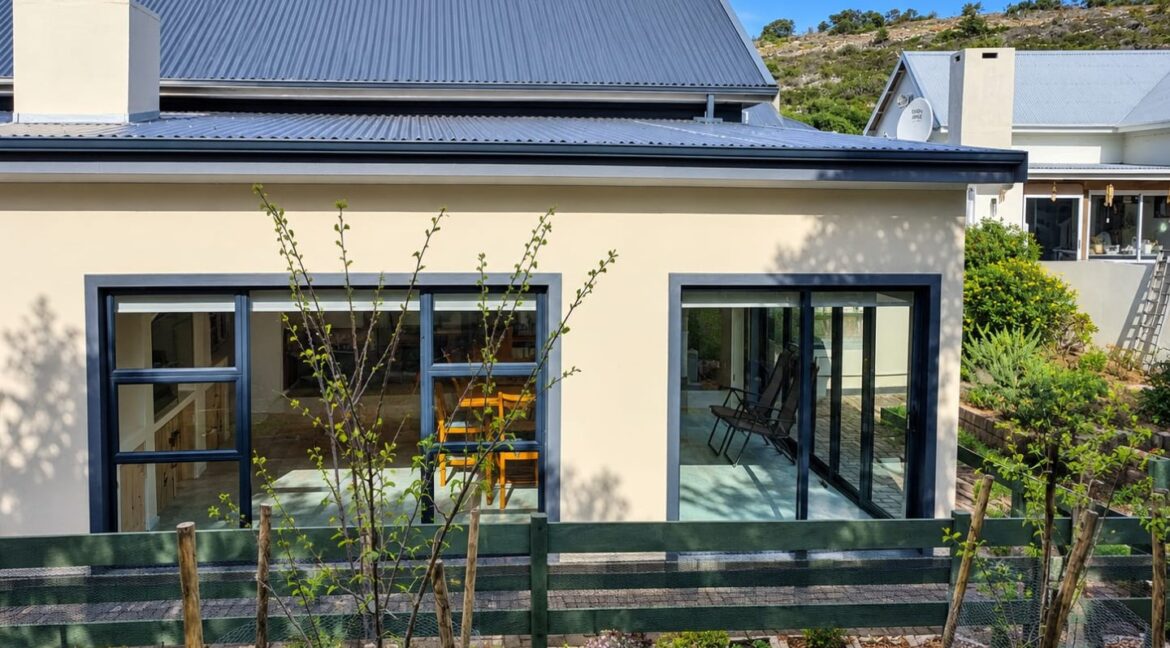 29 Paradyskloof Road -Stilbaai-West - JCA Properties (12)