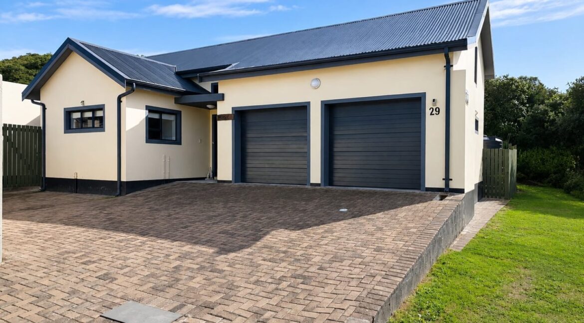 29 Paradyskloof Road -Stilbaai-West - JCA Properties (22)