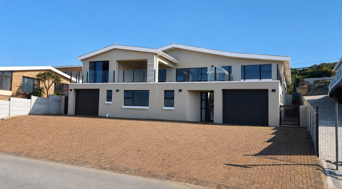 33 Voëlklip Ave in Jongensfontein - JCA Properties (1)