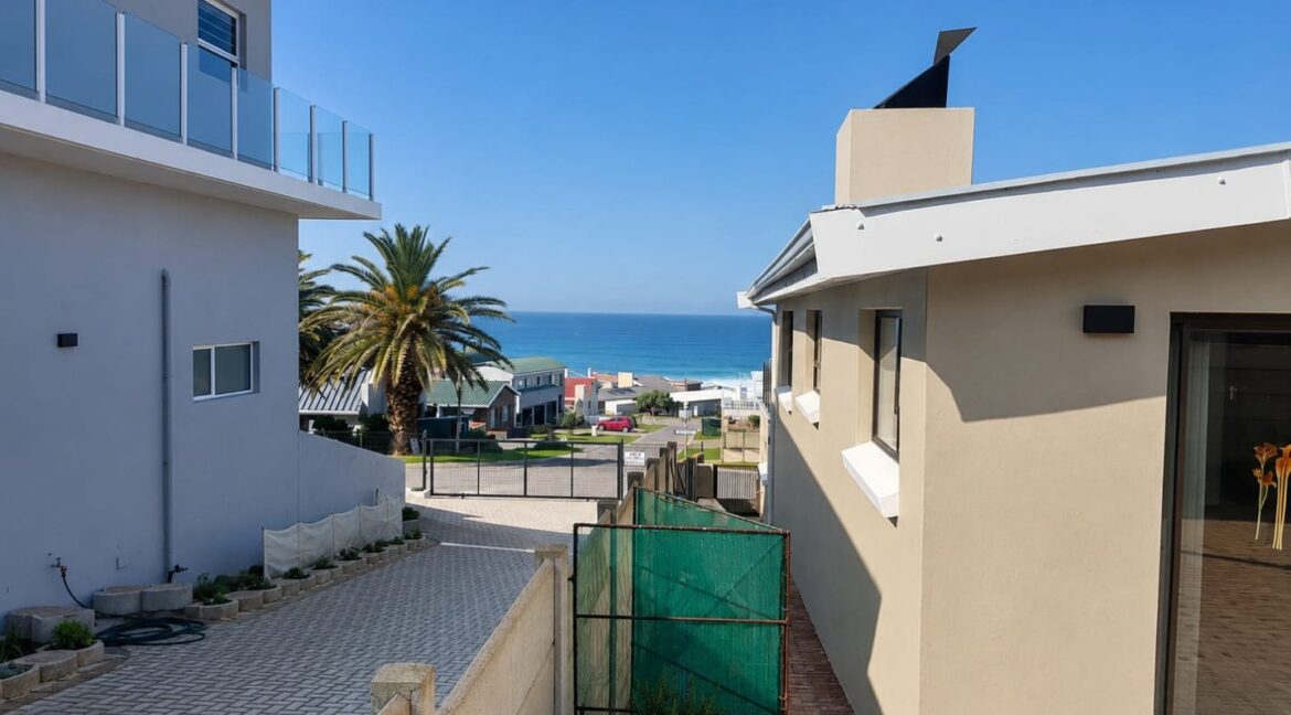33 Voëlklip Ave in Jongensfontein - JCA Properties (52)
