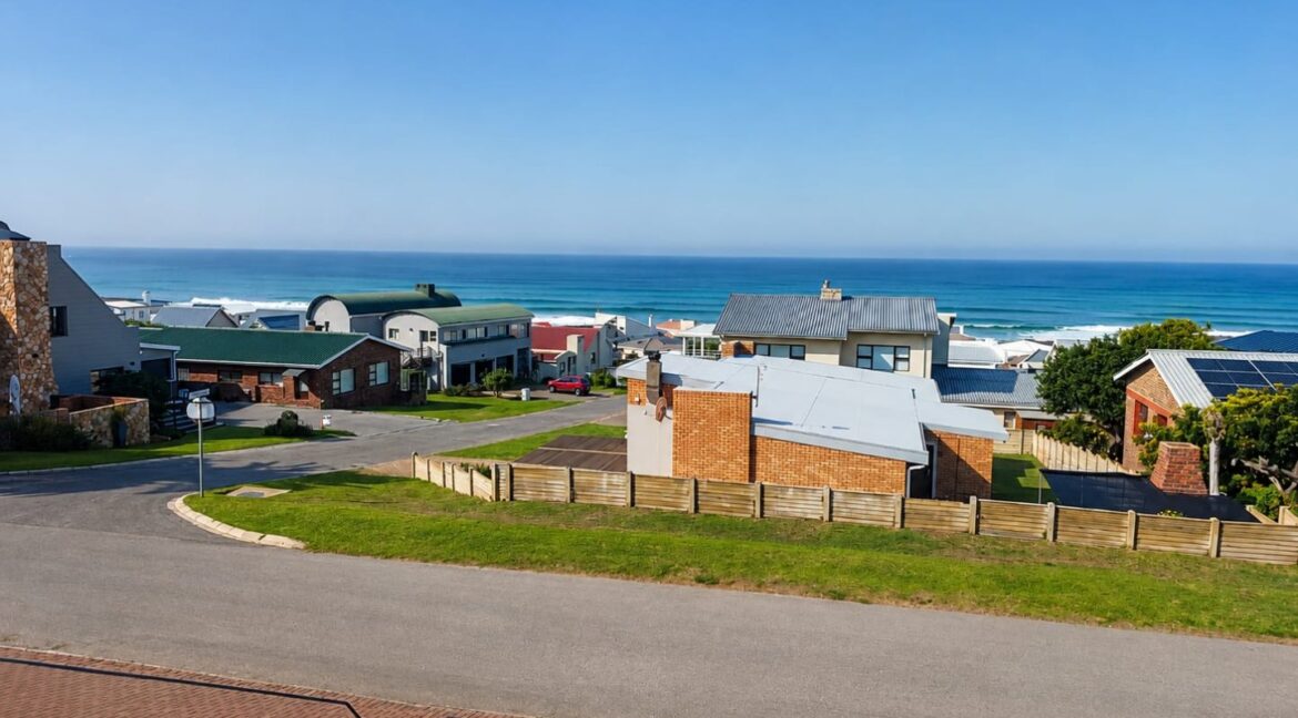 33 Voëlklip Ave in Jongensfontein - JCA Properties (8)