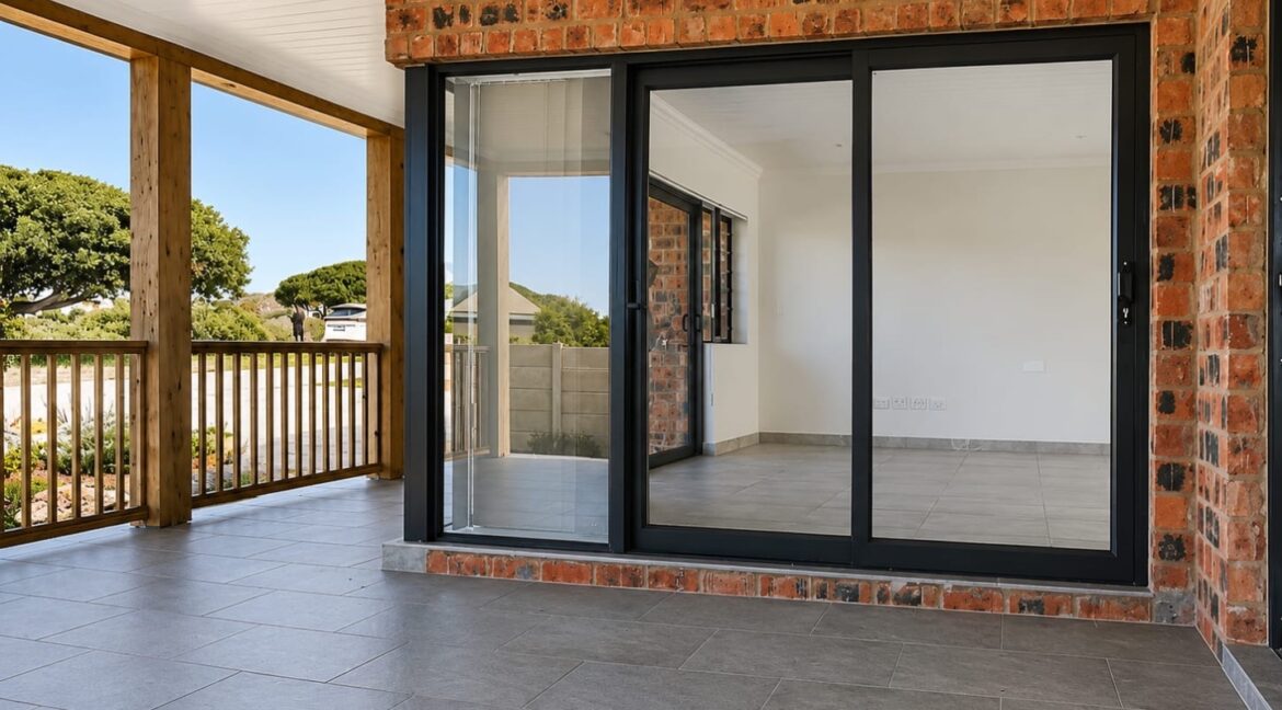 4 Klapperbos Cresent - Stilbaai-West - JCA Properties (15)