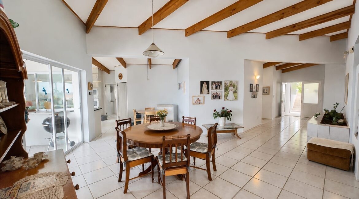40 Kerk Street, Stilbaai-West (15)