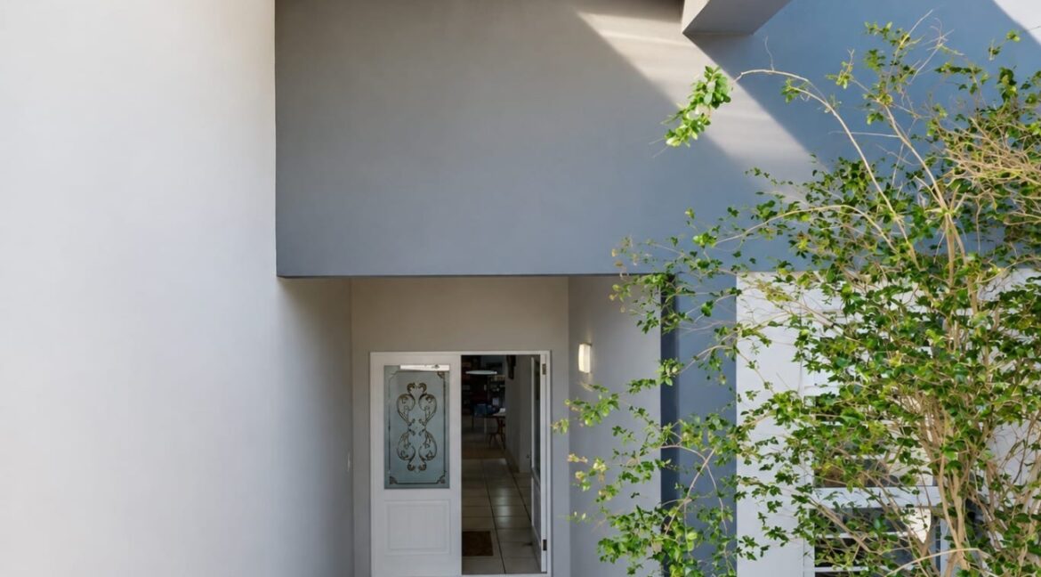 40 Kerk Street, Stilbaai-West (2)