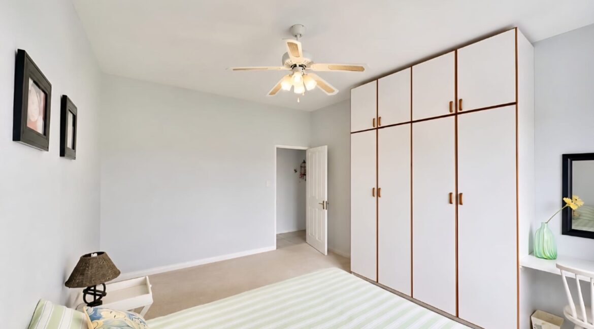 40 Kerk Street, Stilbaai-West (25)