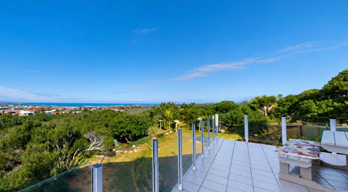 40 Kerk Street, Stilbaai-West (7)