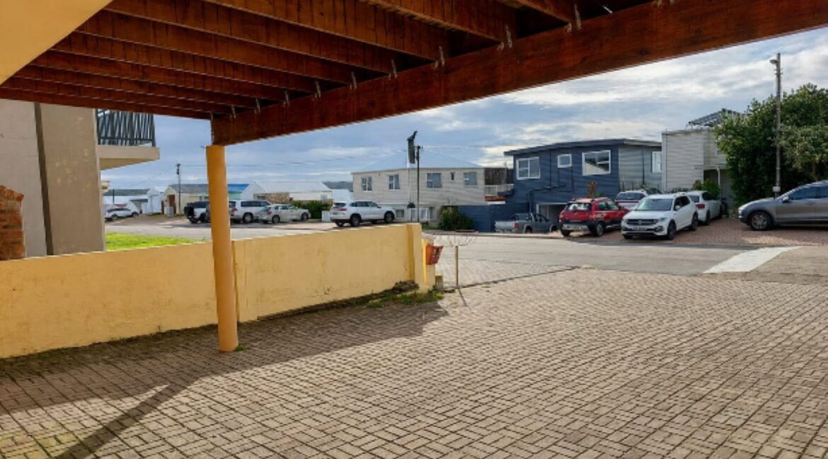 53 Waterkant Street Stilbaai-West - JCA Properties (14)