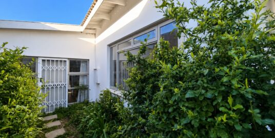 24 Bosbok Ave, Stilbaai-West