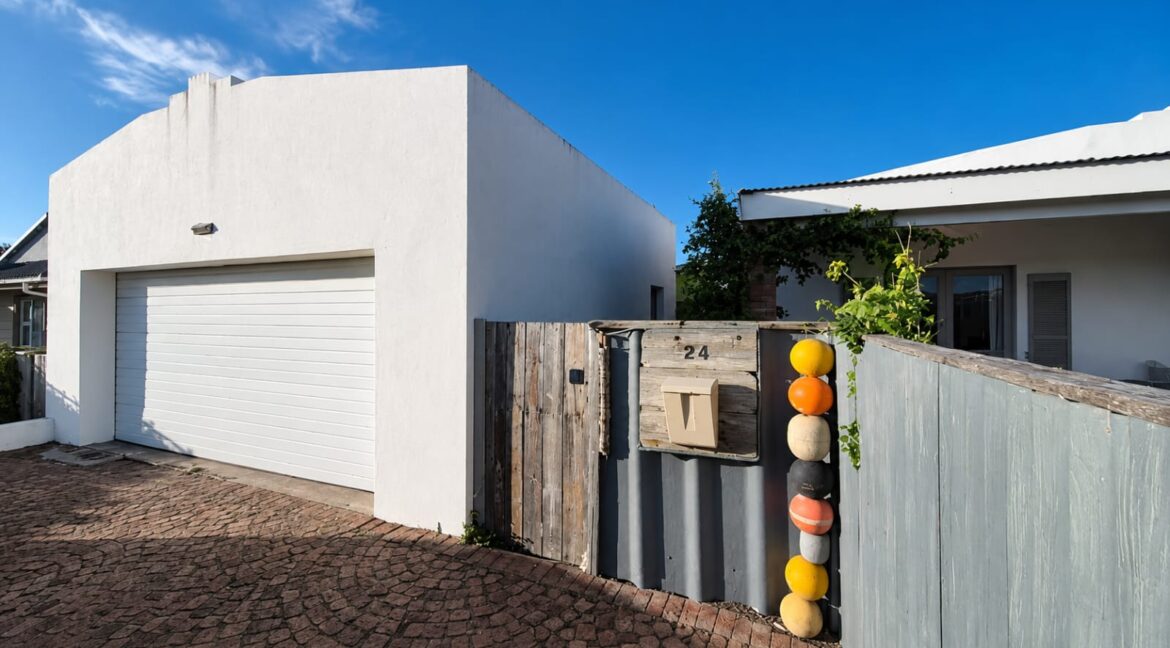 54 Bosbok Ave - Stilbaai-West - JCA Properties (12)