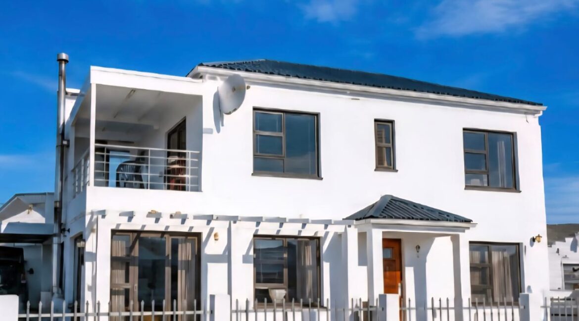 7 paling Cresent - Stilbaai-West - JCA Properties (1)