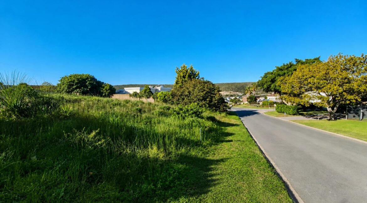 8 Bergroos Drive Stilbaai-Heights in Stilbaai-West - JCA Attorneys and Properties (1)