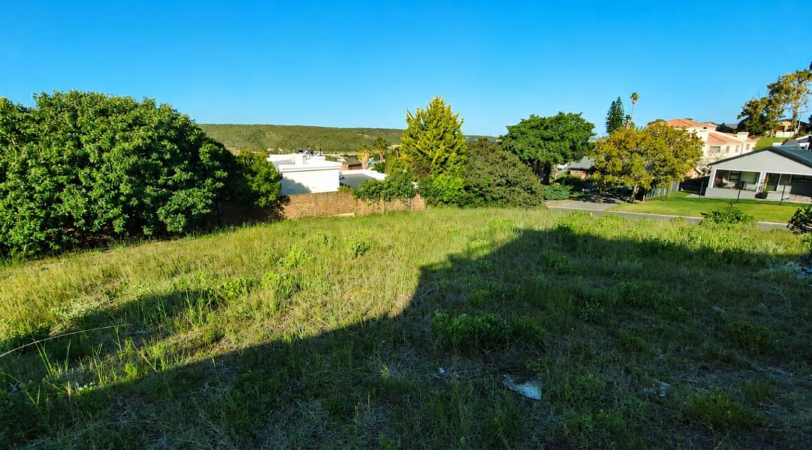 8 Bergroos Drive Stilbaai-Heights in Stilbaai-West - JCA Attorneys and Properties (2)