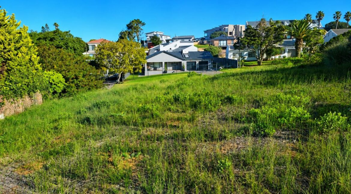 8 Bergroos Drive Stilbaai-Heights in Stilbaai-West - JCA Attorneys and Properties (4)