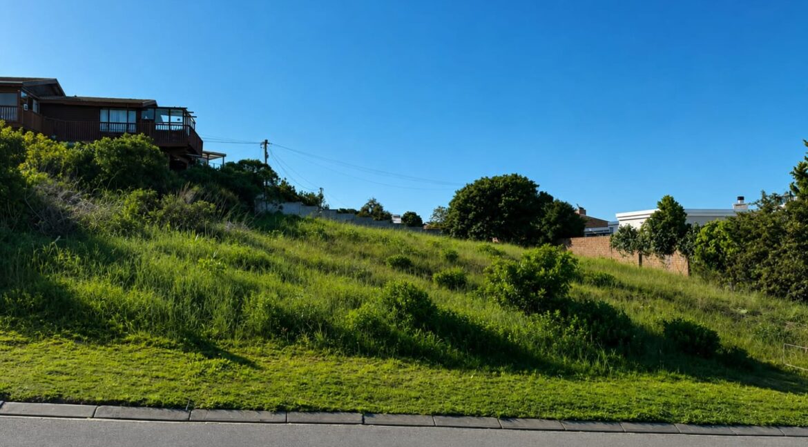 8 Bergroos Drive Stilbaai-Heights in Stilbaai-West - JCA Attorneys and Properties (8)