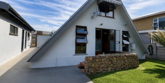 48 Albatros Str, Stilbaai-West – JCA Properties