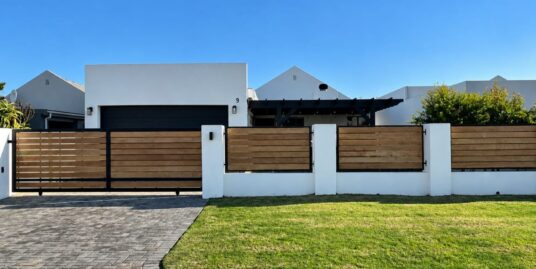 9 Alwyn Street, Stilbaai-West